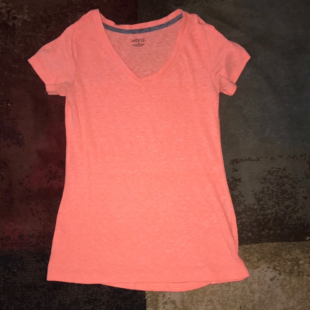 V neck short sleeve shirt